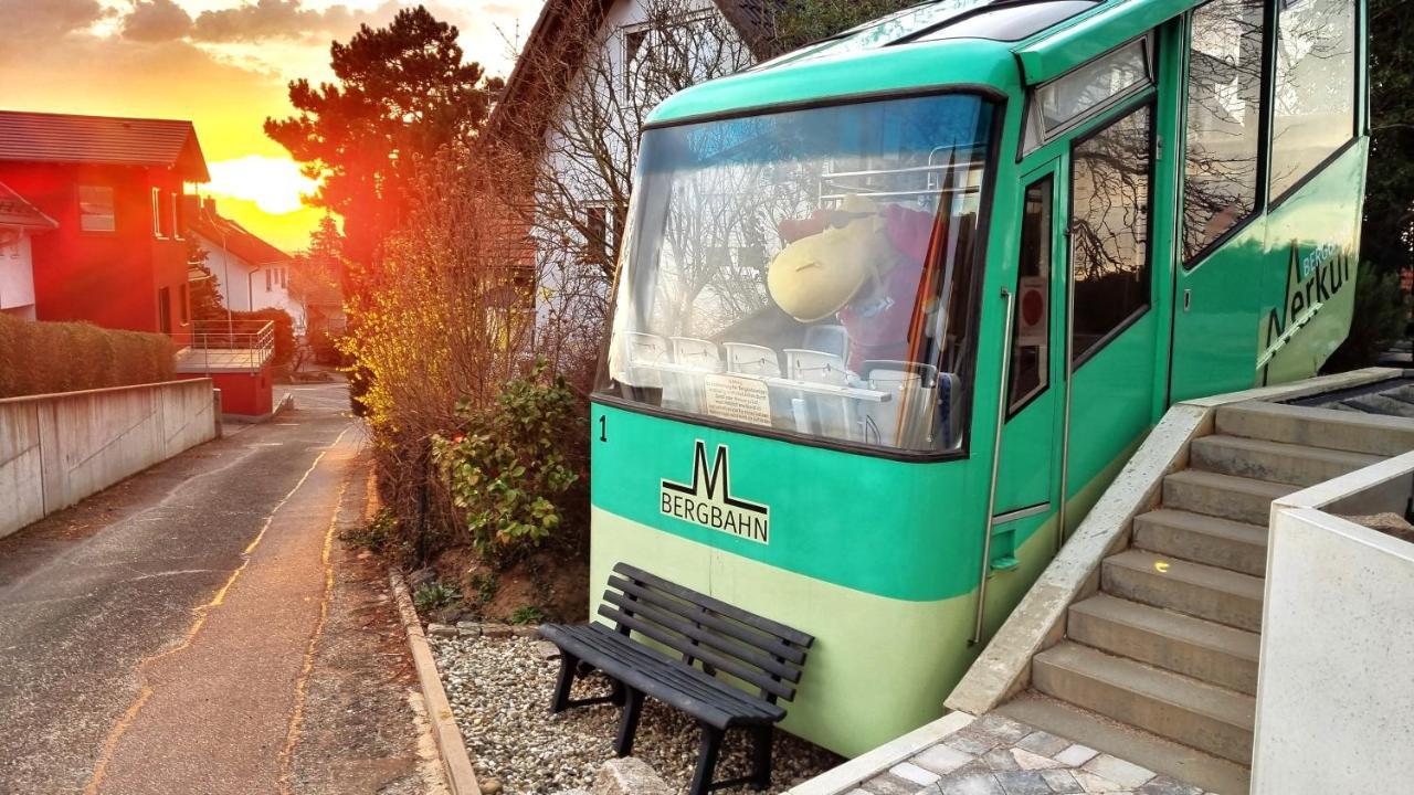 Villa Exklusives Holzhaus Mit Bergbahn - Baden-Baden Im Schwarzwald Esterno foto